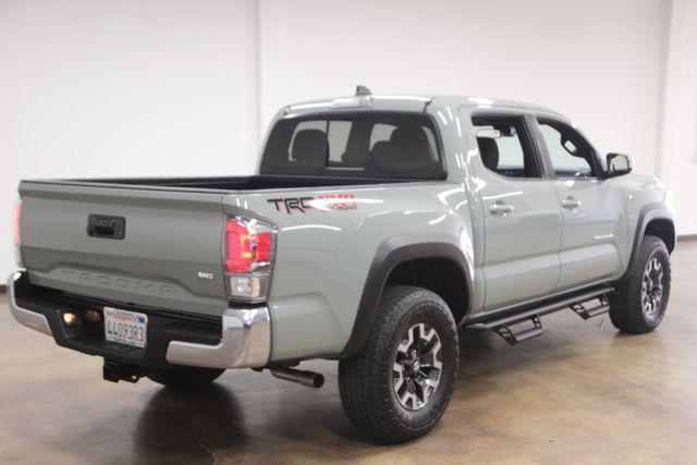 2023 toyota tacoma trd off road