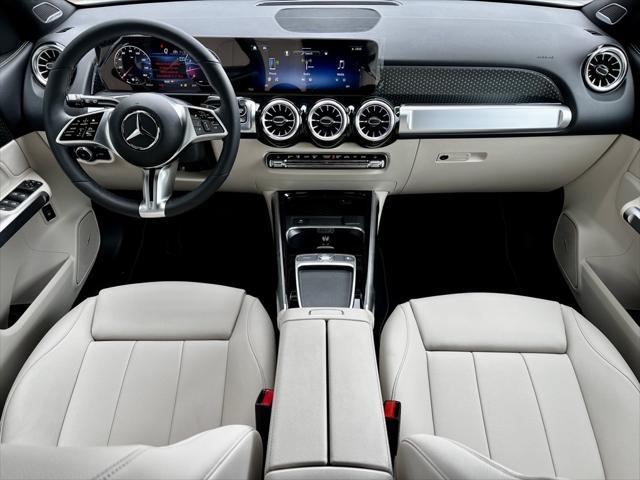 2024 mercedes-benz glb 250 base 4matic
