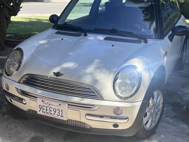 2004 mini cooper base