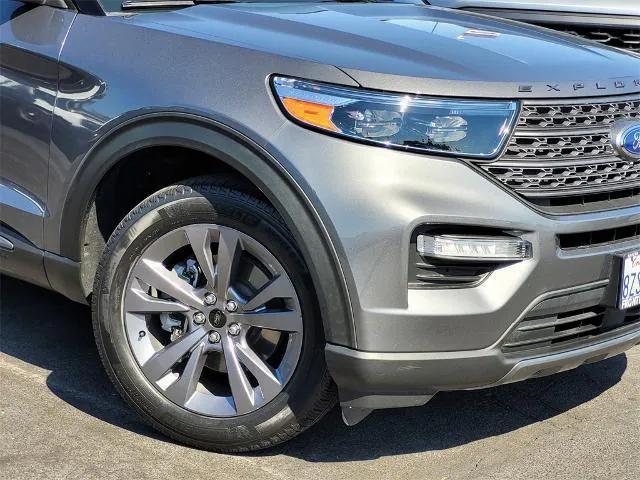 2022 ford explorer xlt
