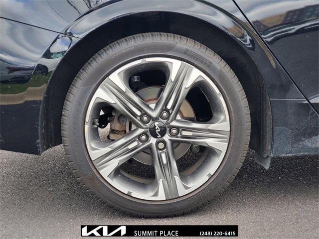 2022 kia k5 ex