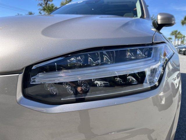 2023 volvo xc90 b5 core