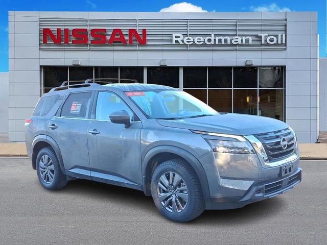 2023 nissan pathfinder sv