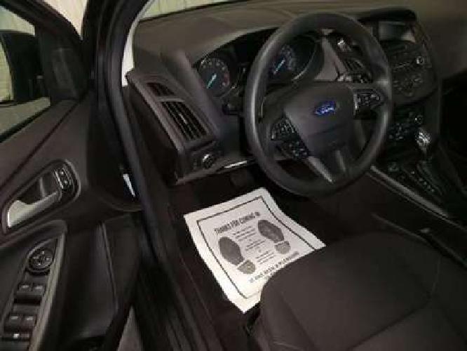 2017 ford focus se in oakfield, ny