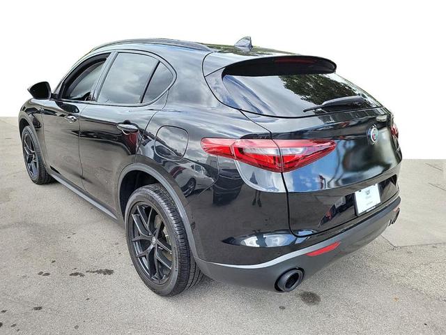 2019 alfa romeo stelvio base