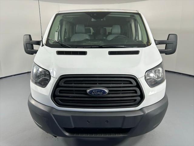 2018 ford transit-150 xl