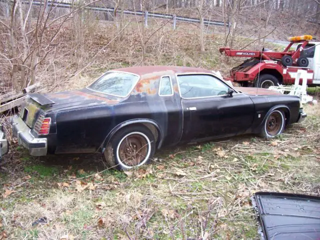 1978 dodge magnum gt.rare 400 big block/ moon roof! 1978 xe parts car included!