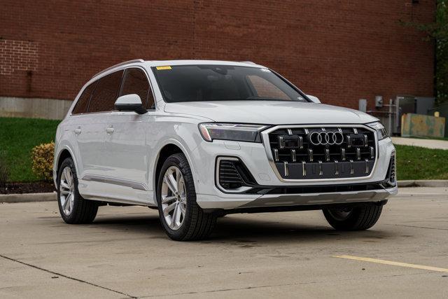 2025 audi q7 45 premium