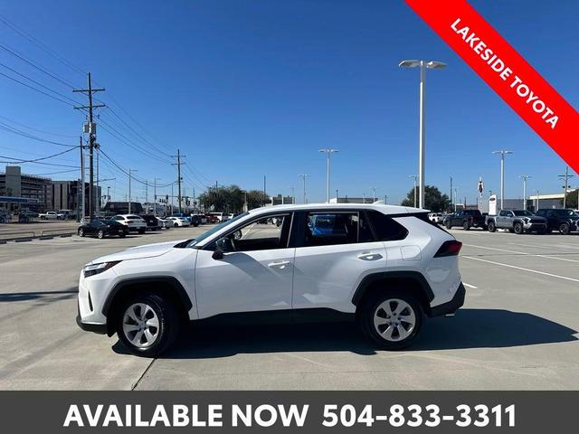 2024 toyota rav4 le