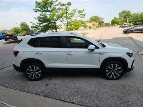 2022 volkswagen taos in carmel, indiana