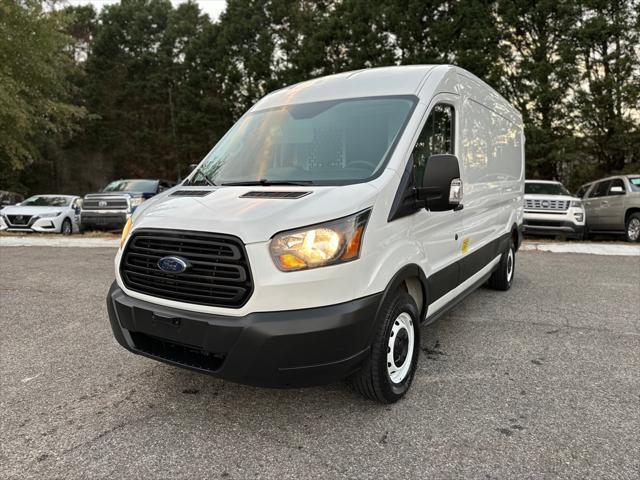 2019 ford transit-150 base