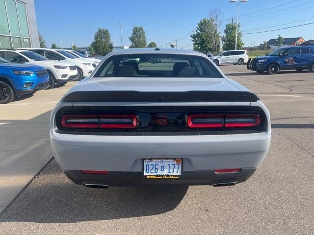 2021 dodge challenger gt