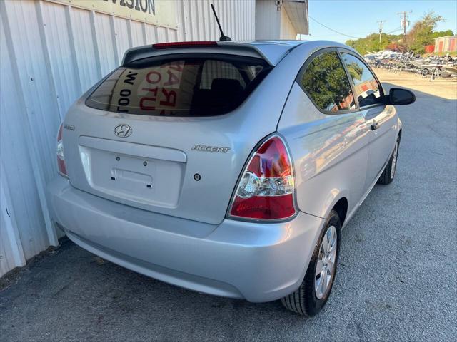 2009 hyundai accent gs