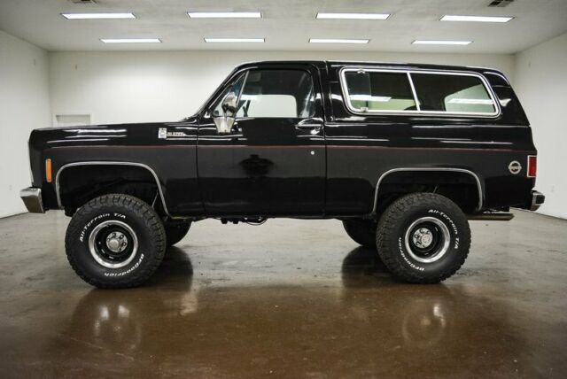 1979 chevrolet blazer k5 22191 miles black suv 350 chevrolet v8 turbo 350