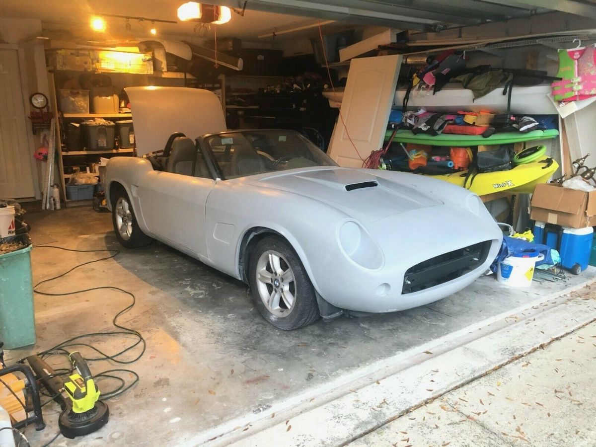 ferrari 250gt inspired modern recreation, spider, automatic, 6 cyl