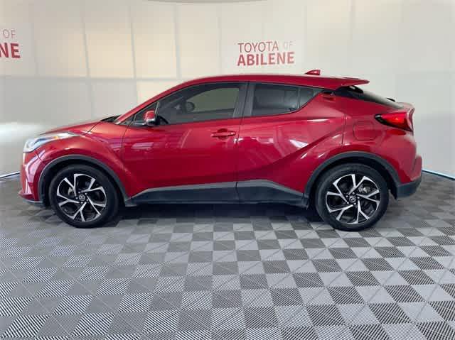 2022 toyota c-hr xle
