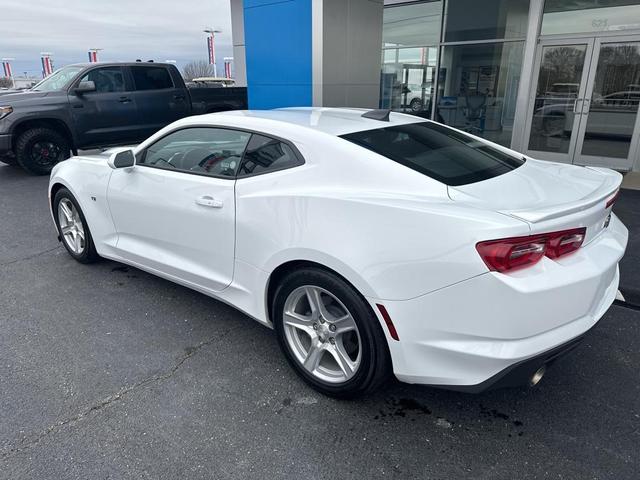 2023 chevrolet camaro 1lt