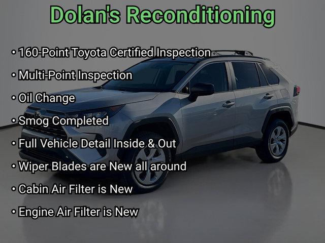 2021 toyota rav4 le