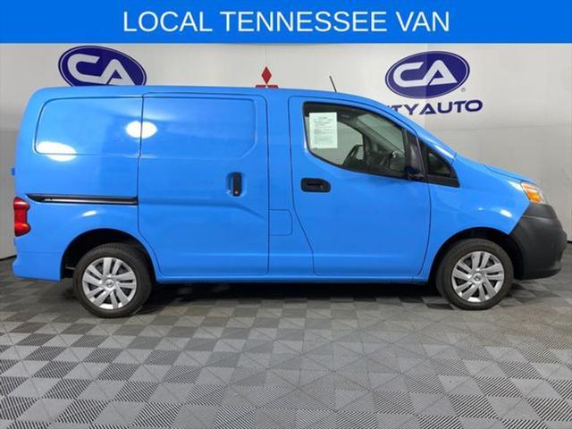 2021 nissan nv200 sv