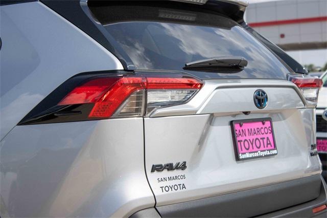 2024 toyota rav4 hybrid xle premium