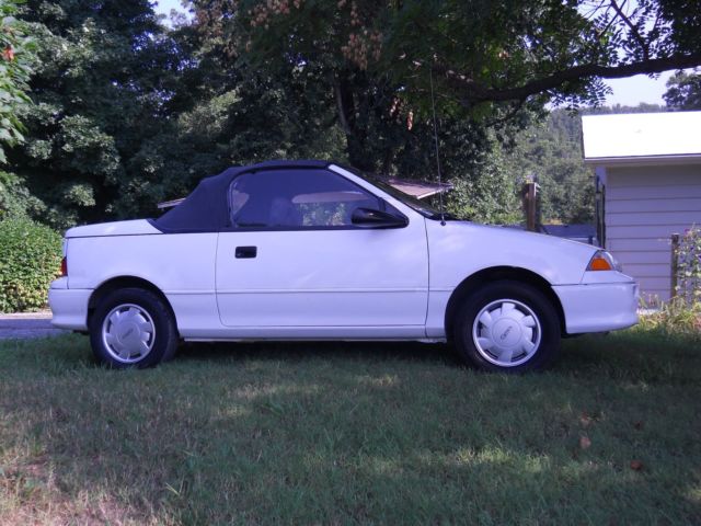 1993 geo metro convertable in time for summer fun!