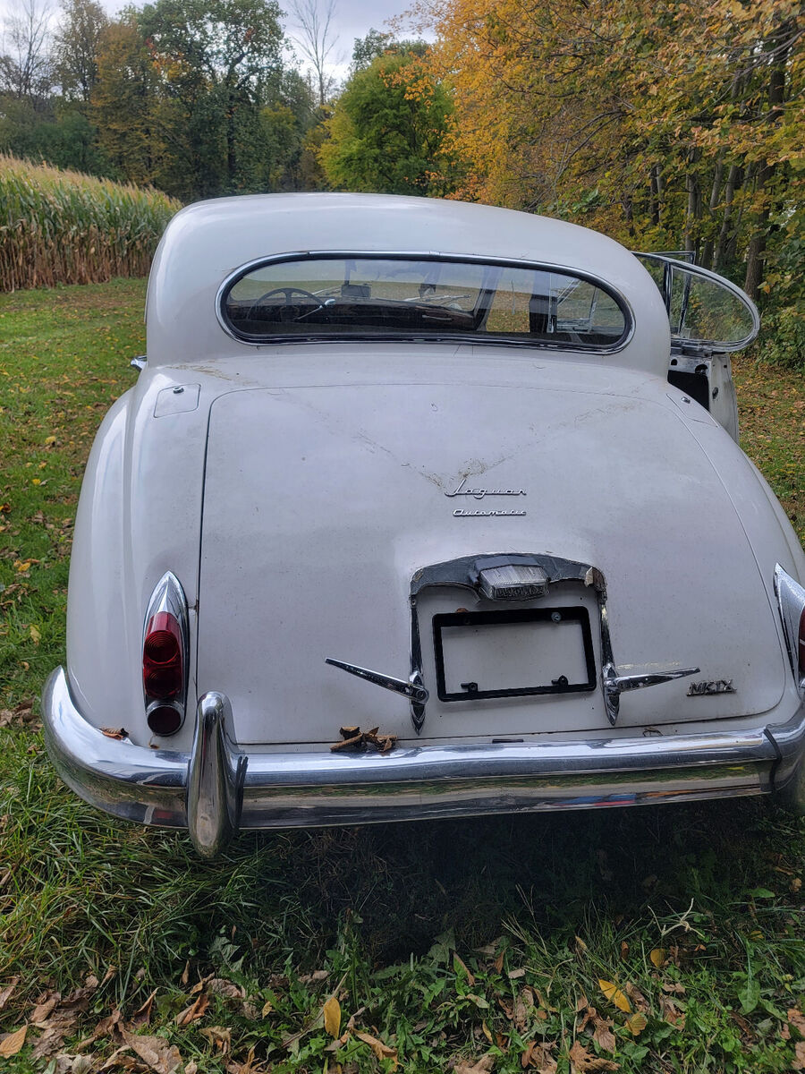 1961 jaguar mark ix (mk 9) (mk ix)