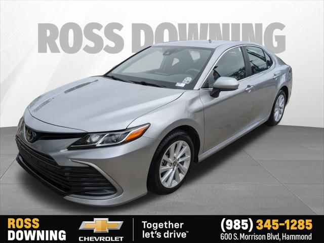 2023 toyota camry le