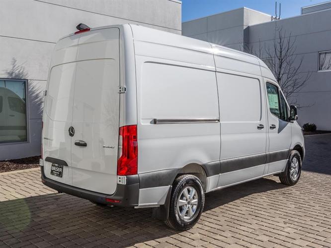 new 2019 mercedes-benz sprinter 2500 144" crew wichita, ks 67206 for sale in wichita, kansas
