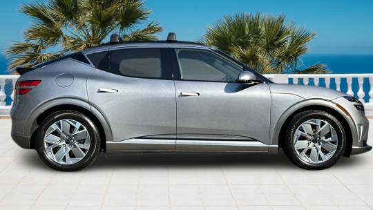 2024 Genesis GV60