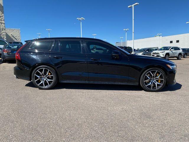 2021 volvo v60 recharge plug-in hybrid t8 polestar