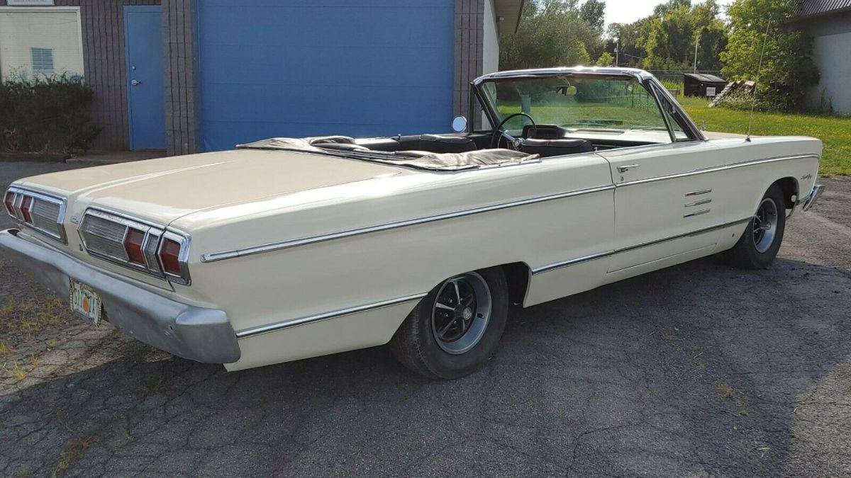 1966 plymouth sport fury convertible - runs and looks great