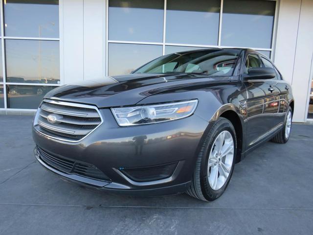 2017 ford taurus se