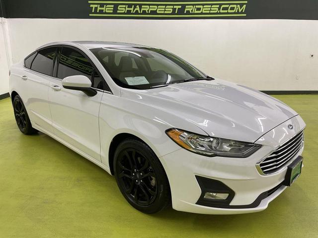 2020 ford fusion se