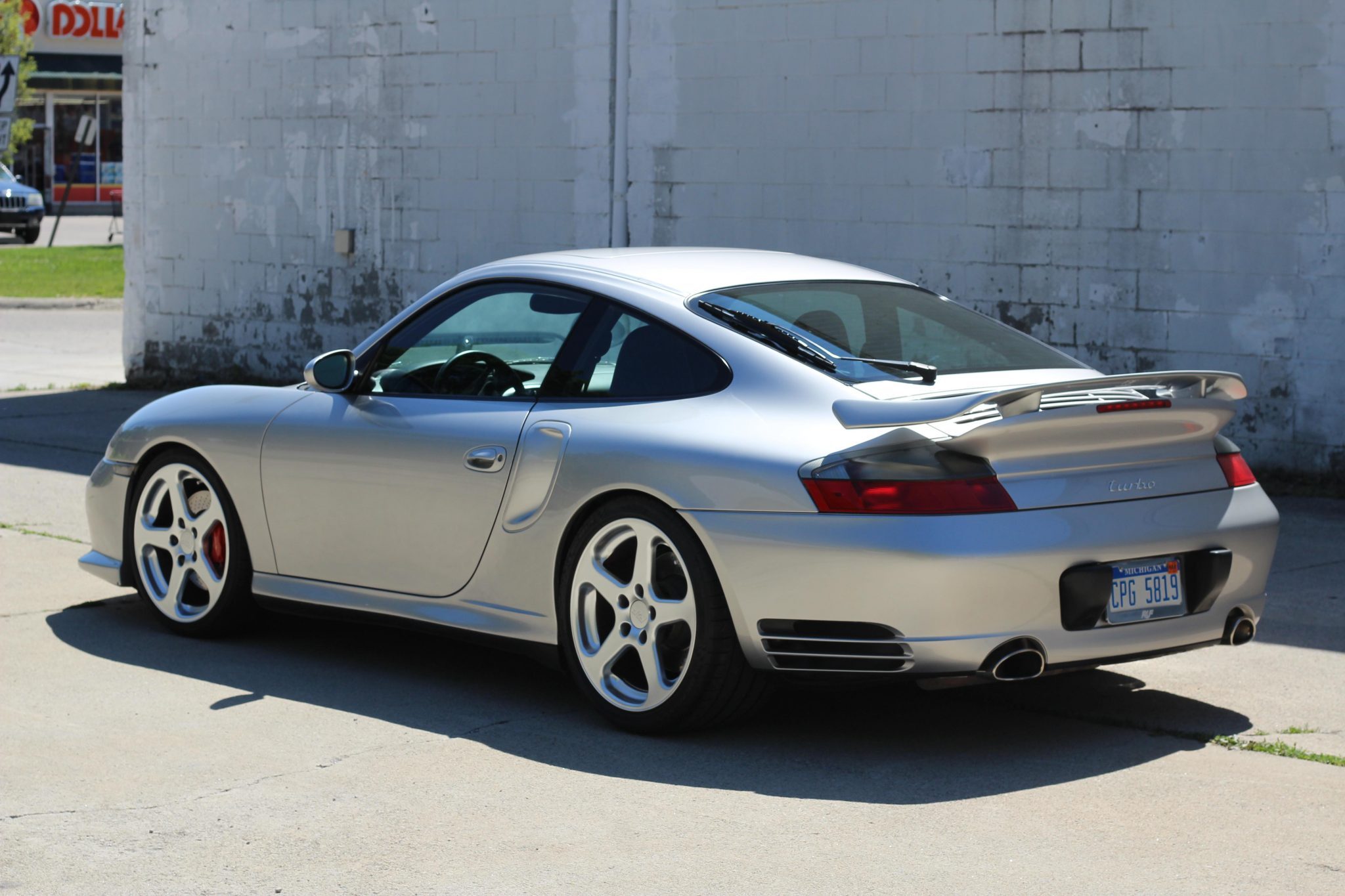 2003 porsche 911 turbo – modified