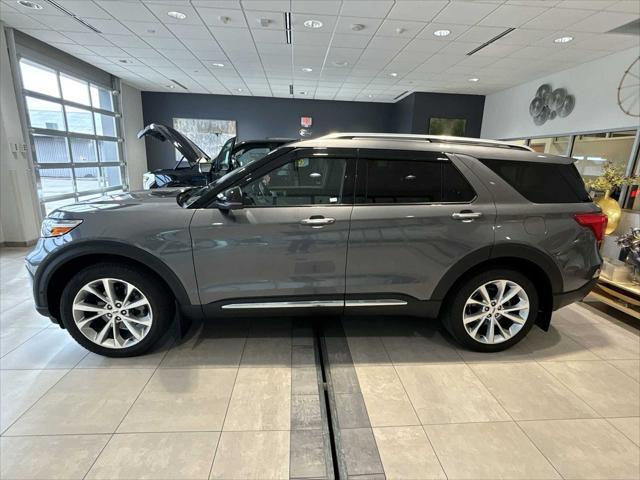 2022 ford explorer platinum
