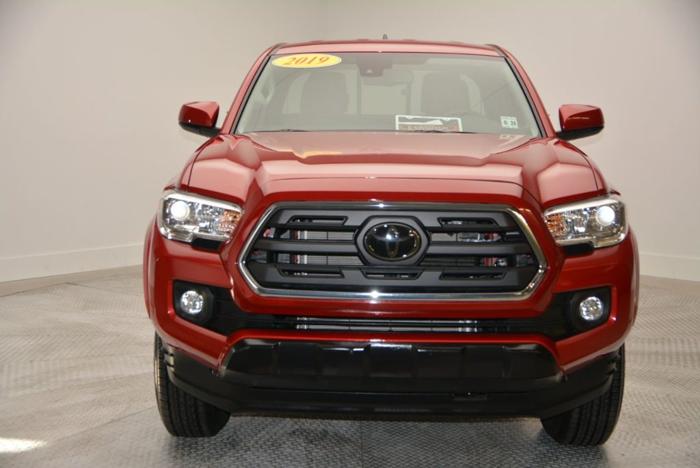 used 2019 toyota tacoma 4x4 access cab jersey city, nj 07305 for sale in jersey city, new jersey