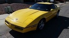 1986 corvette (yellow) really nice
