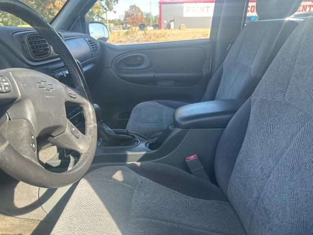2004 chevrolet trailblazer lt