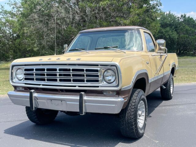 1974 dodge d100 pickup - w100 - 4x4 - v8 - adventurer package
