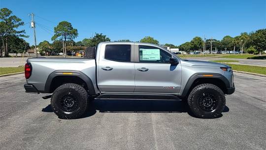 2024 GMC Canyon atxiv