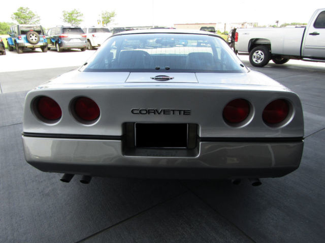 1985 chevrolet corvette 5.7l v8 230hp power windows/locks low miles 2
