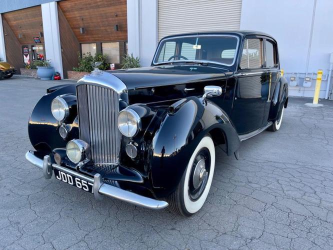 1949 bentley mark vi in sun valley, california