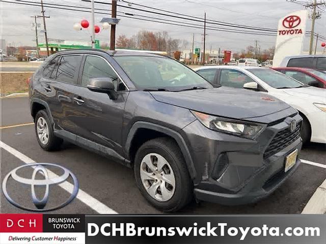 2019 toyota rav4 le