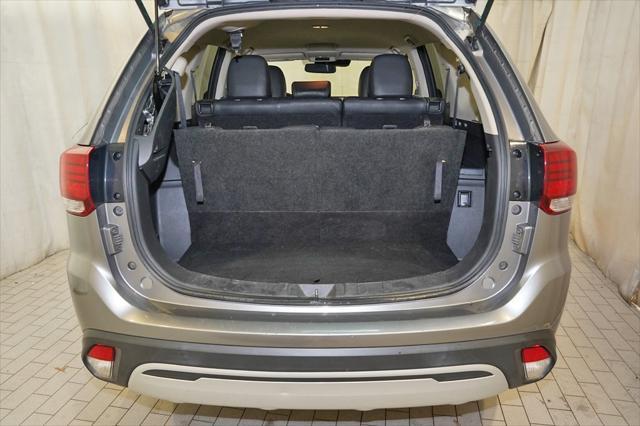 2020 mitsubishi outlander sel
