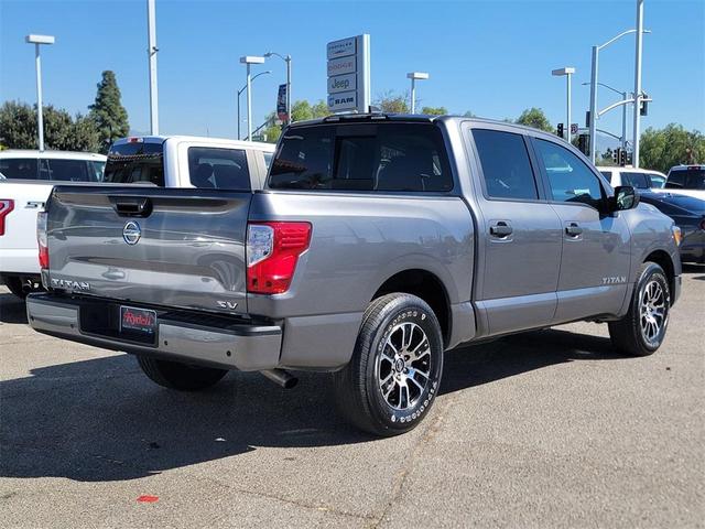2022 nissan titan sv