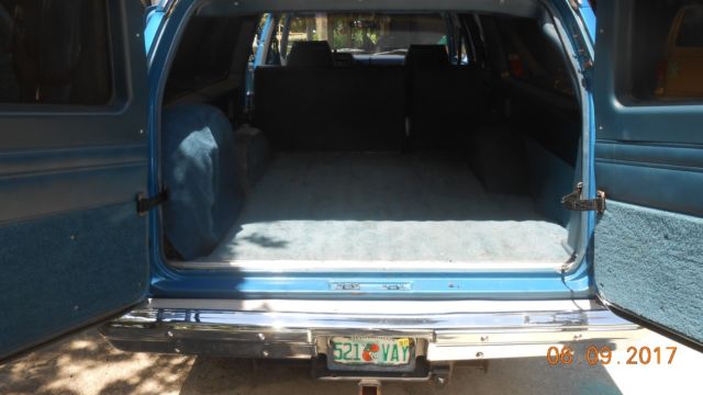 1988 gmc suburban 2500