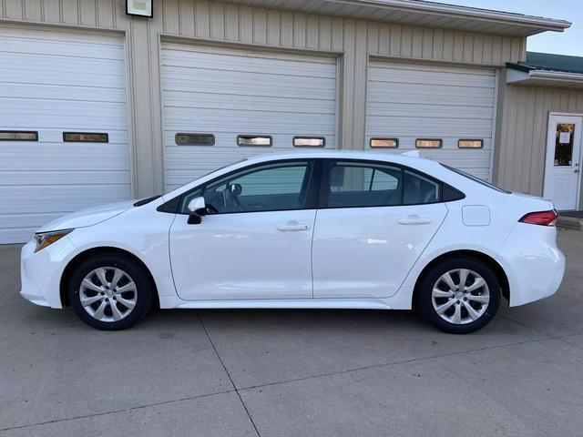2021 toyota corolla le