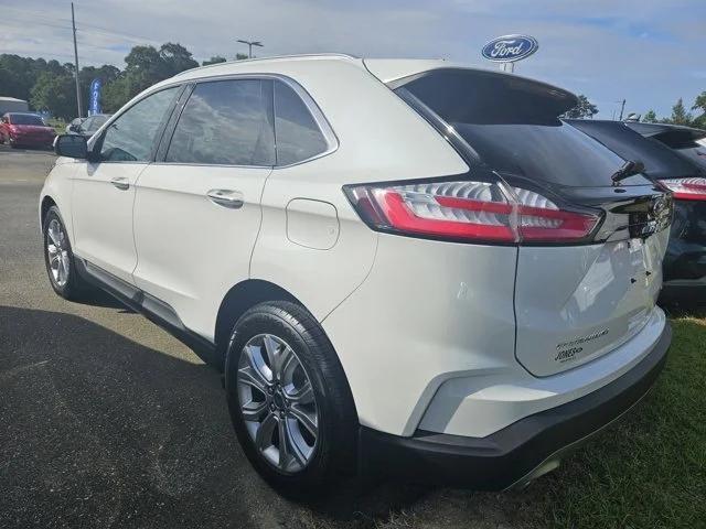 2022 ford edge titanium