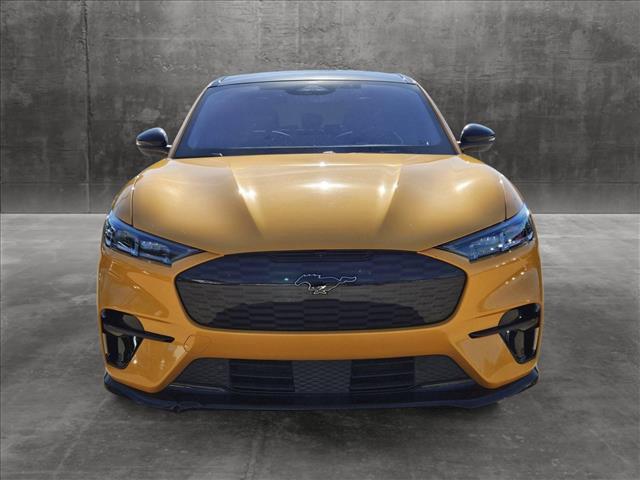 2021 ford mustang mach-e gt