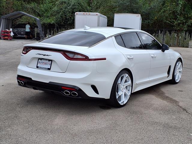 2021 kia stinger gt-line